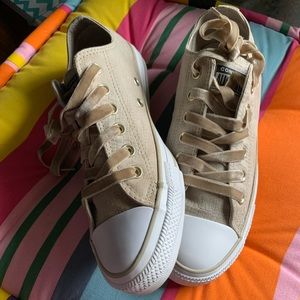Suede Converse With Velvety Laces